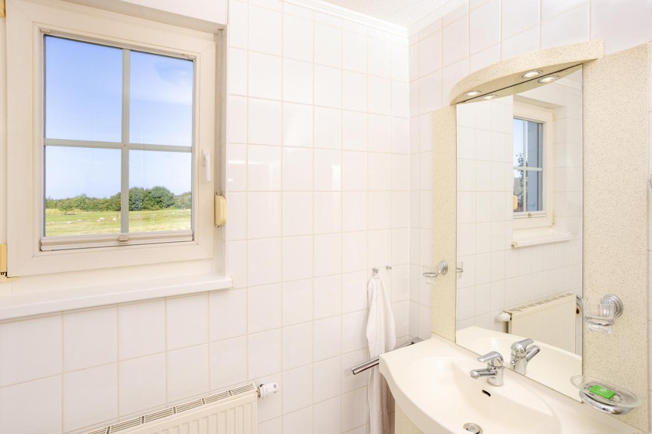 Ferienapartment-Ruegen Neddesitz Esterno foto